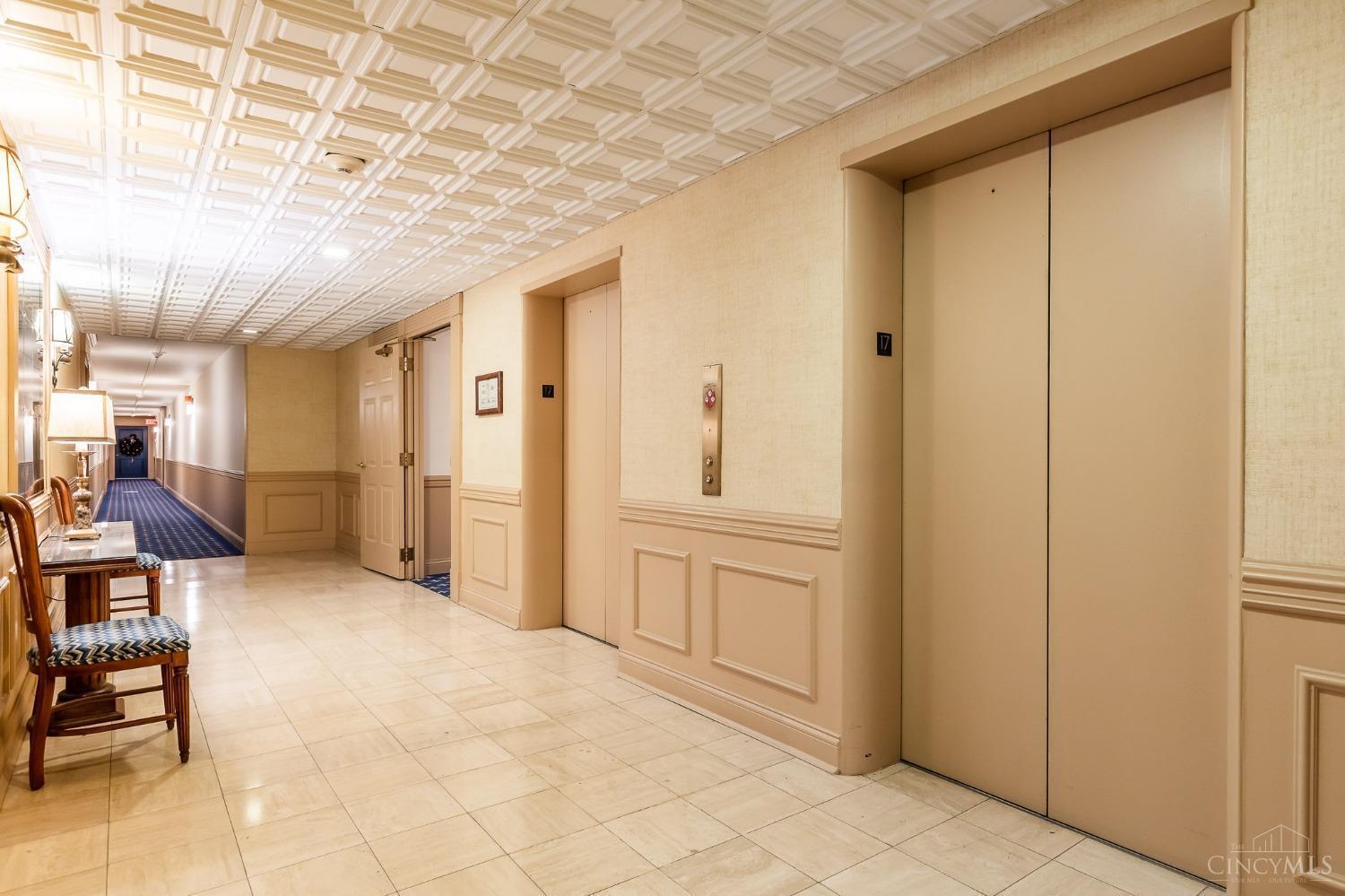 2444 Madison Road, Unit 1702 Cincinnati, OH 45208 - Photo 43 of 48