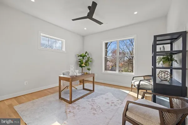 $3,295,000 | 7008 Amy Lane, Bethesda, MD 20817