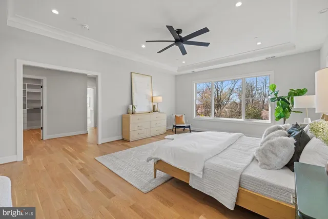 $3,295,000 | 7008 Amy Lane, Bethesda, MD 20817