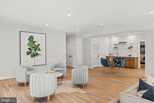 $3,295,000 | 7008 Amy Lane, Bethesda, MD 20817