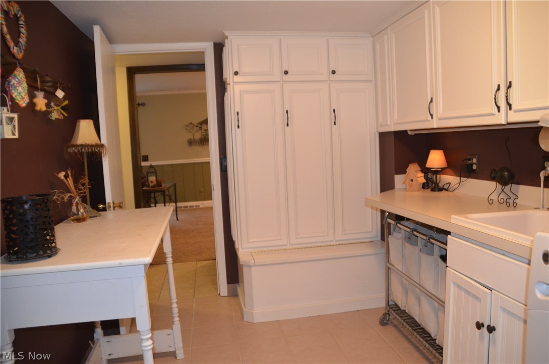 37433 Hunters Ridge Solon, OH 44139 - Photo 18 of 35 Gallery Image 18