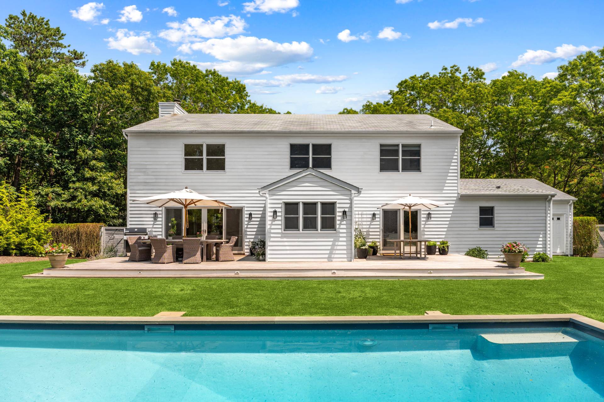 29 Emerson Place Sag Harbor, NY 11963 - Photo 23 of 23 a front view of house with yard and green space