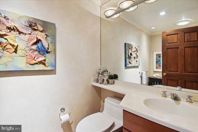 $1,200,000 | 18 West Rosemont Avenue, Alexandria, VA 22301