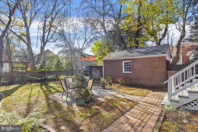 $1,200,000 | 18 West Rosemont Avenue, Alexandria, VA 22301