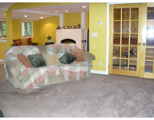 420 Acton Road Chelmsford, MA 01824 - Photo 5 of 6 Gallery Image 5