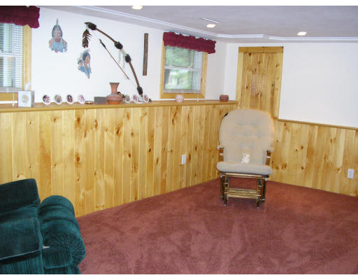 420 Acton Road Chelmsford, MA 01824 - Photo 6 of 6 Gallery Image 6