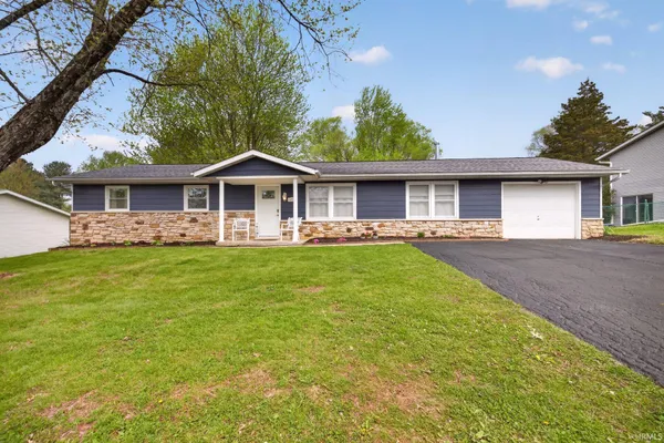$261,900 | 4333 North Ridgewood Drive, Bloomington, IN 47404