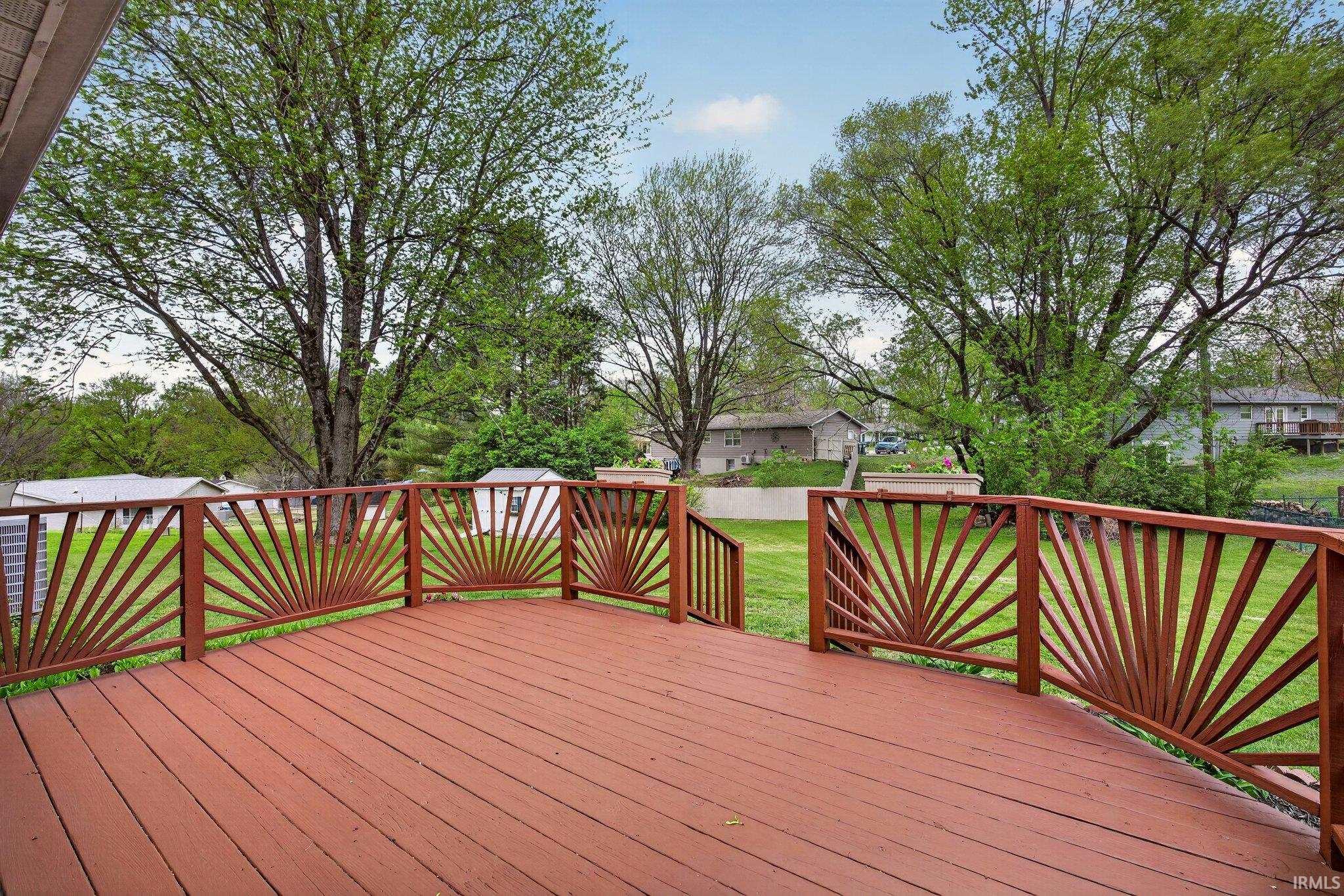 4333 North Ridgewood Drive Bloomington, IN 47404 - Photo 4 of 36