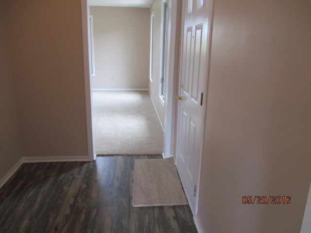 3318 East Tillman Road Fort Wayne, IN 46816 - Photo 8 of 36 Gallery Image 8