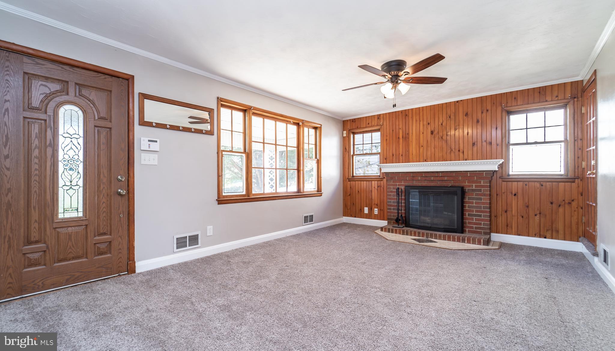 833 Hilltop Road Baltimore, MD 21228 - Photo 22 of 37 Gallery Image 22