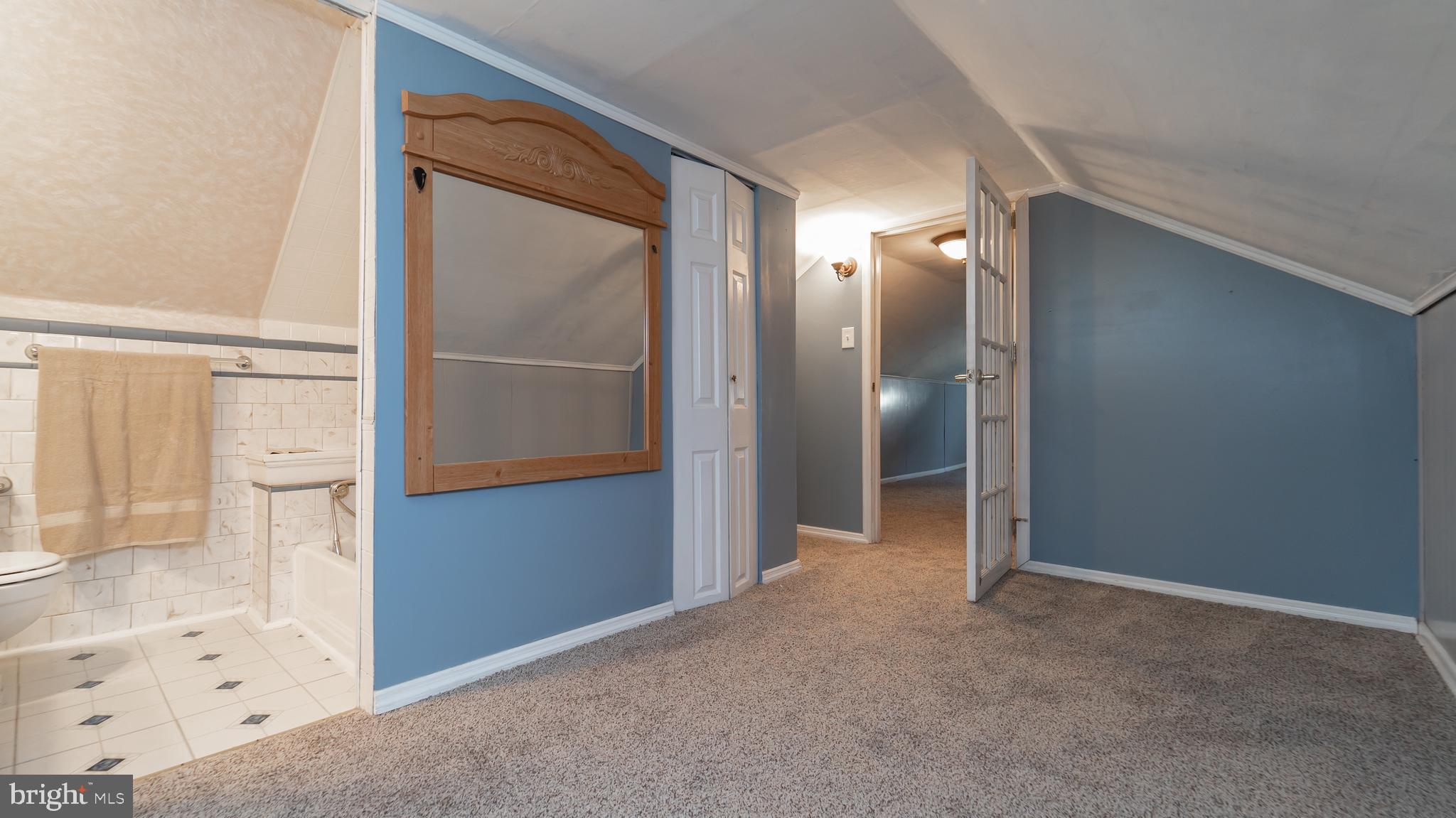 833 Hilltop Road Baltimore, MD 21228 - Photo 32 of 37 Gallery Image 32