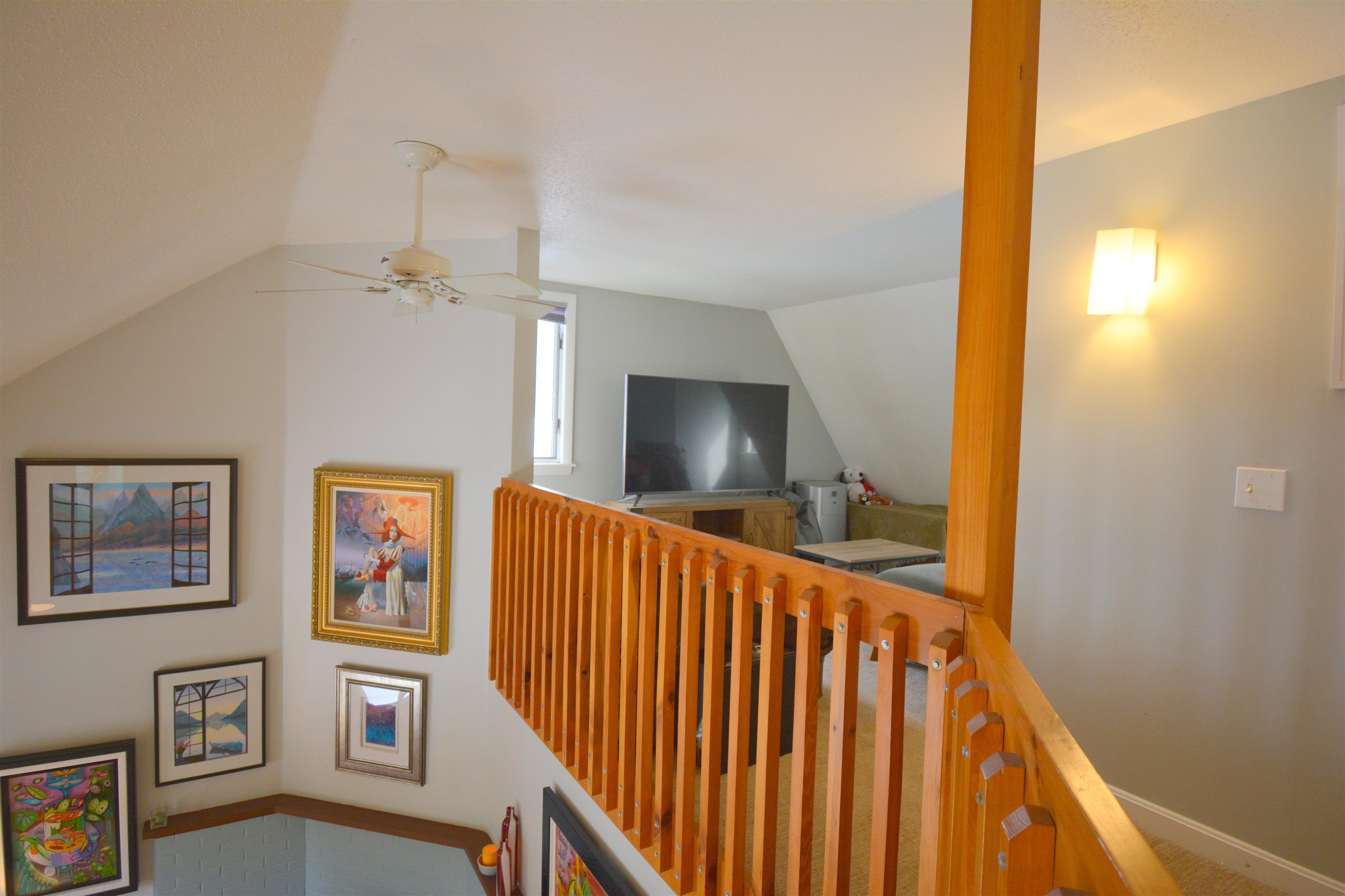 842 Cove Drive, Unit 842 Grantham, NH 03753 - Photo 4 of 45 Gallery Image 4
