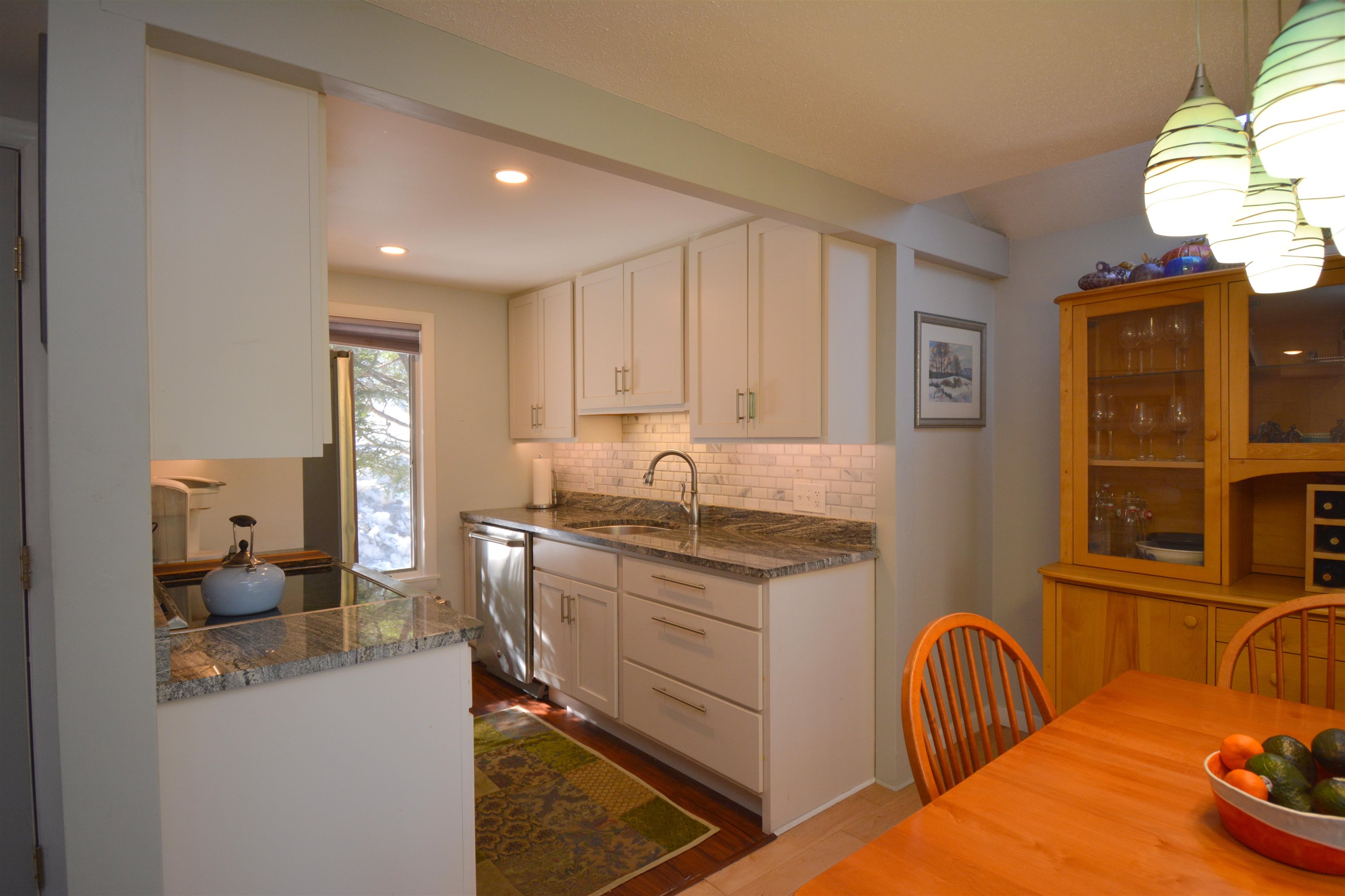 842 Cove Drive, Unit 842 Grantham, NH 03753 - Photo 43 of 45 Gallery Image 43