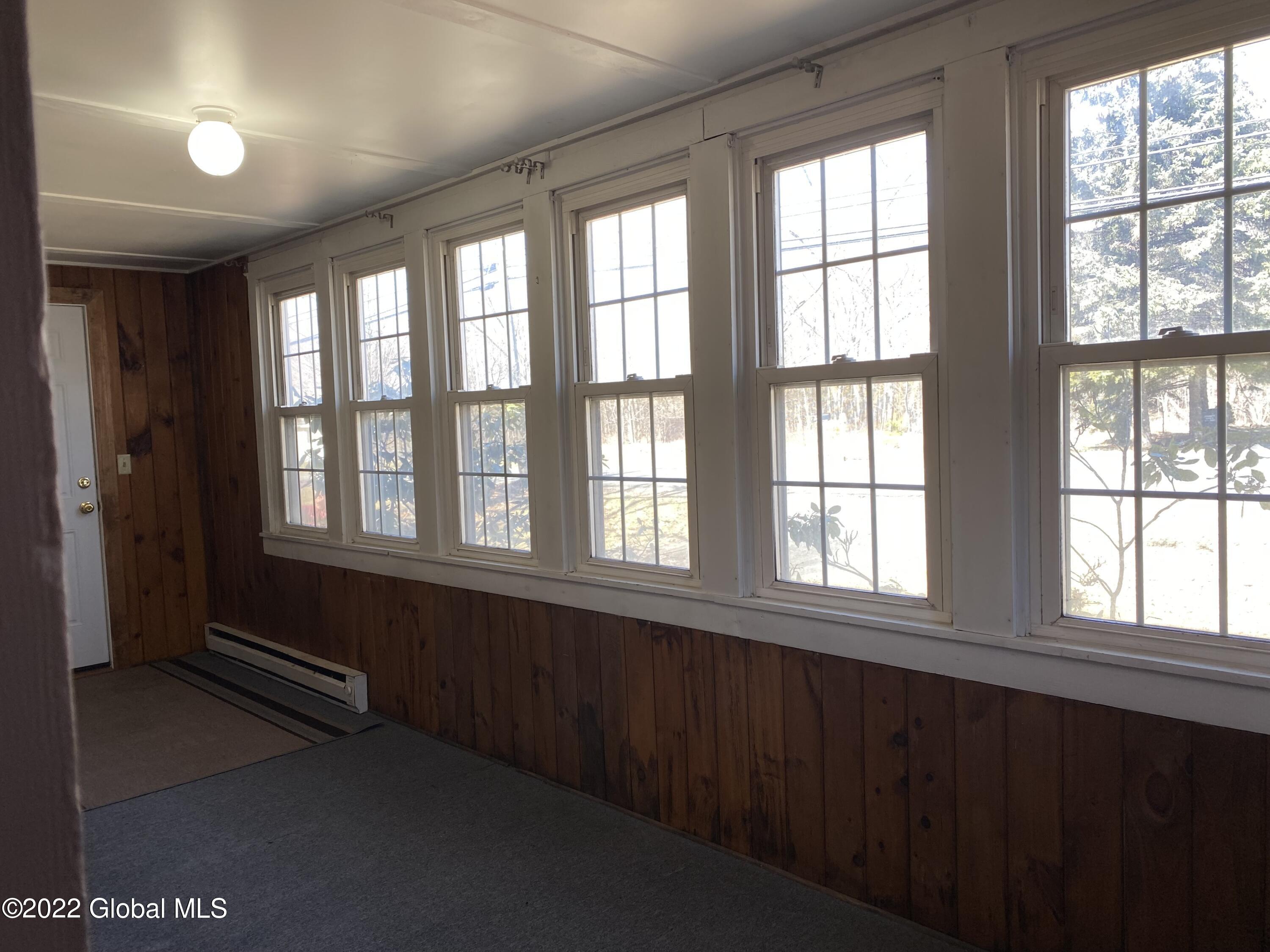 112 Plank Road Poestenkill, NY 12140 - Photo 6 of 10 IMG-2126