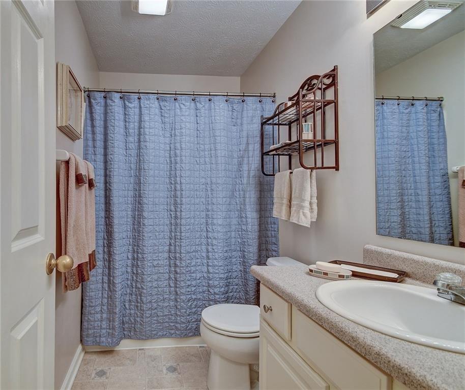 21313 Hamilton Boone County Road Sheridan, IN 46069 - Photo 12 of 24 Gallery Image 12