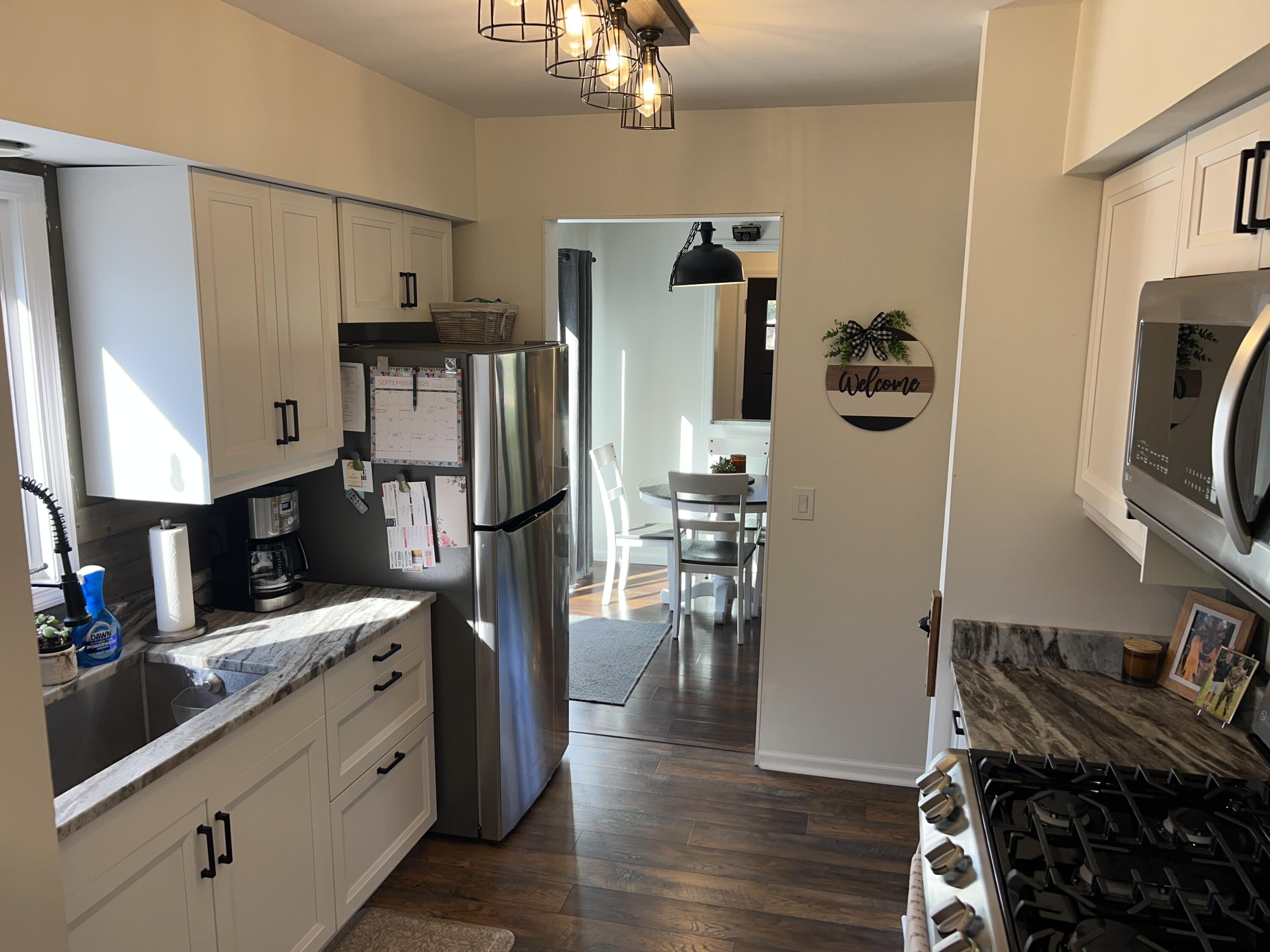 N3178 Poplar Road Geneva, WI 53147 - Photo 12 of 39 Kitchen