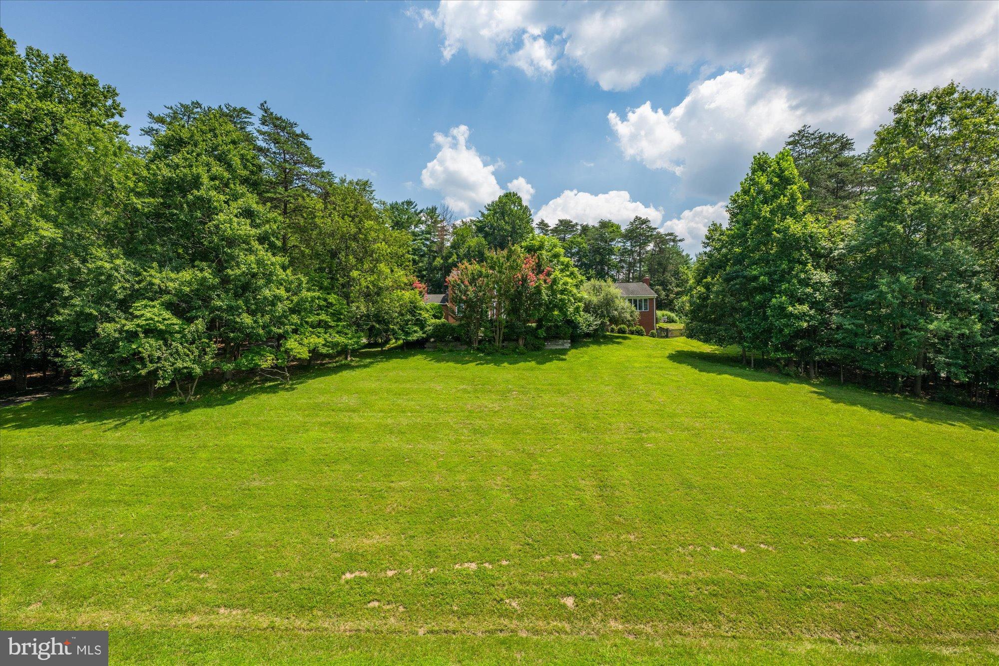 1013 Union Church Road McLean, VA 22102 - Photo 12 of 50