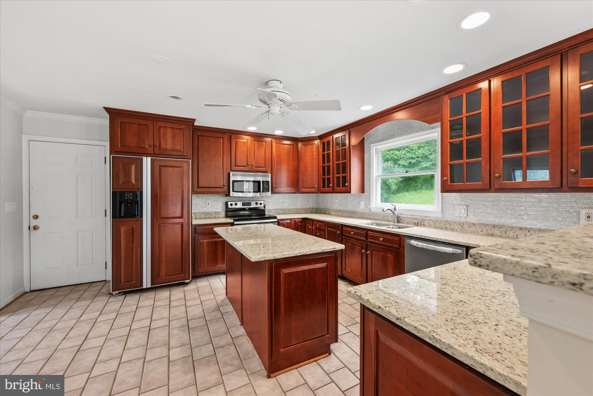 1013 Union Church Road McLean, VA 22102 - Photo 21 of 50