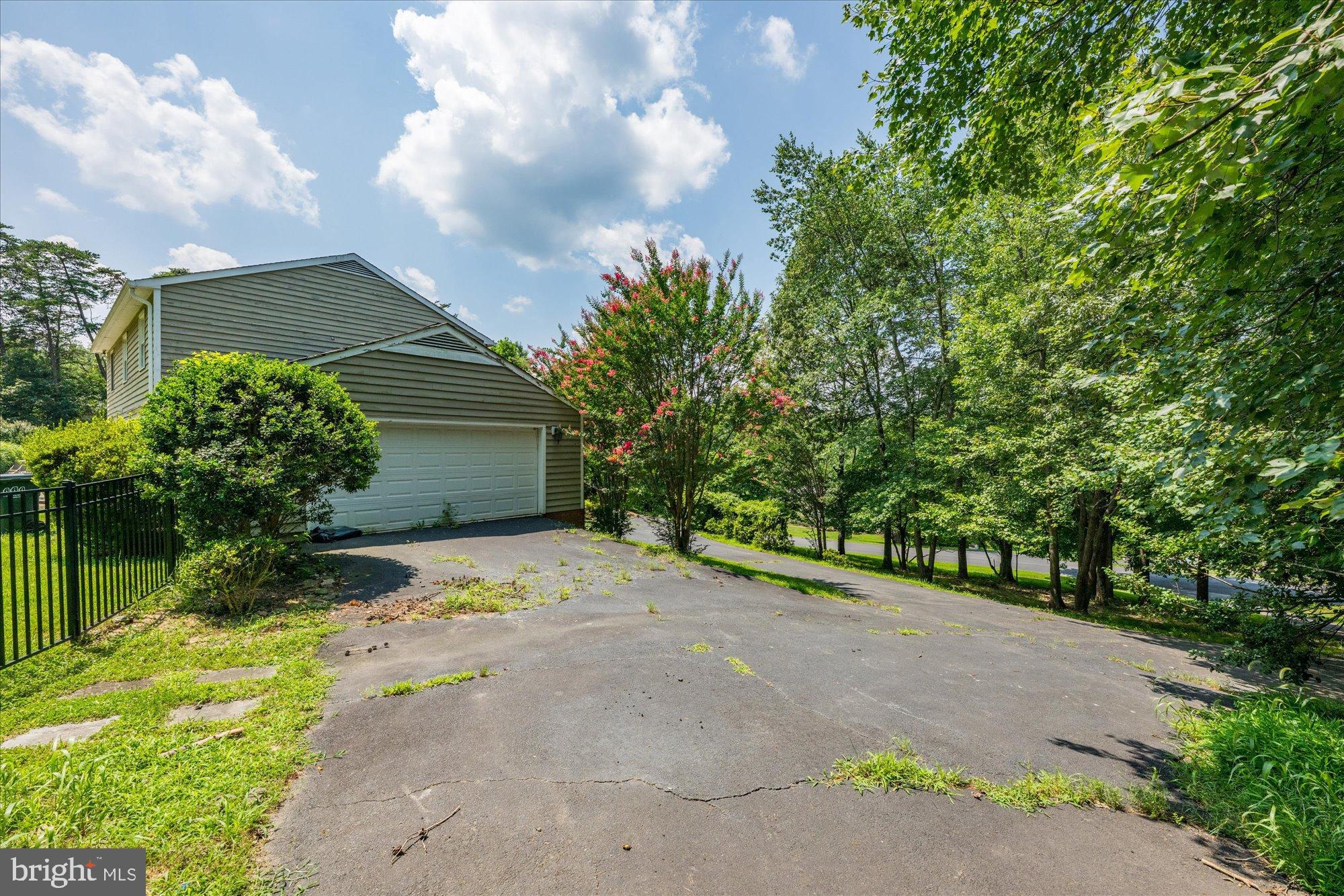 1013 Union Church Road McLean, VA 22102 - Photo 6 of 50