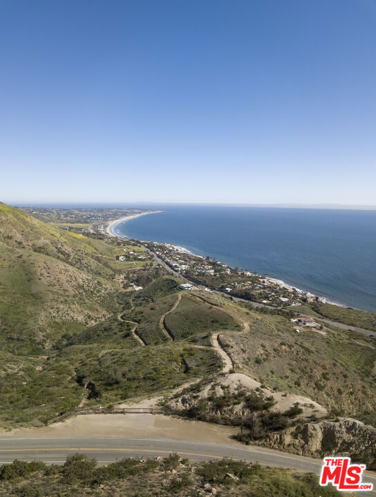 4100 Encinal Canyon Road Malibu, CA 90265 - Photo 21 of 25