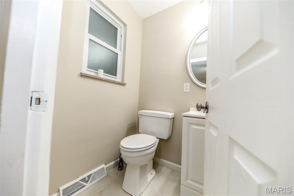 125 Barrington Drive Belleville, IL 62223 - Photo 15 of 25