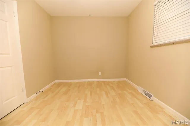 $180,000 | 125 Barrington Drive, Belleville, IL 62223