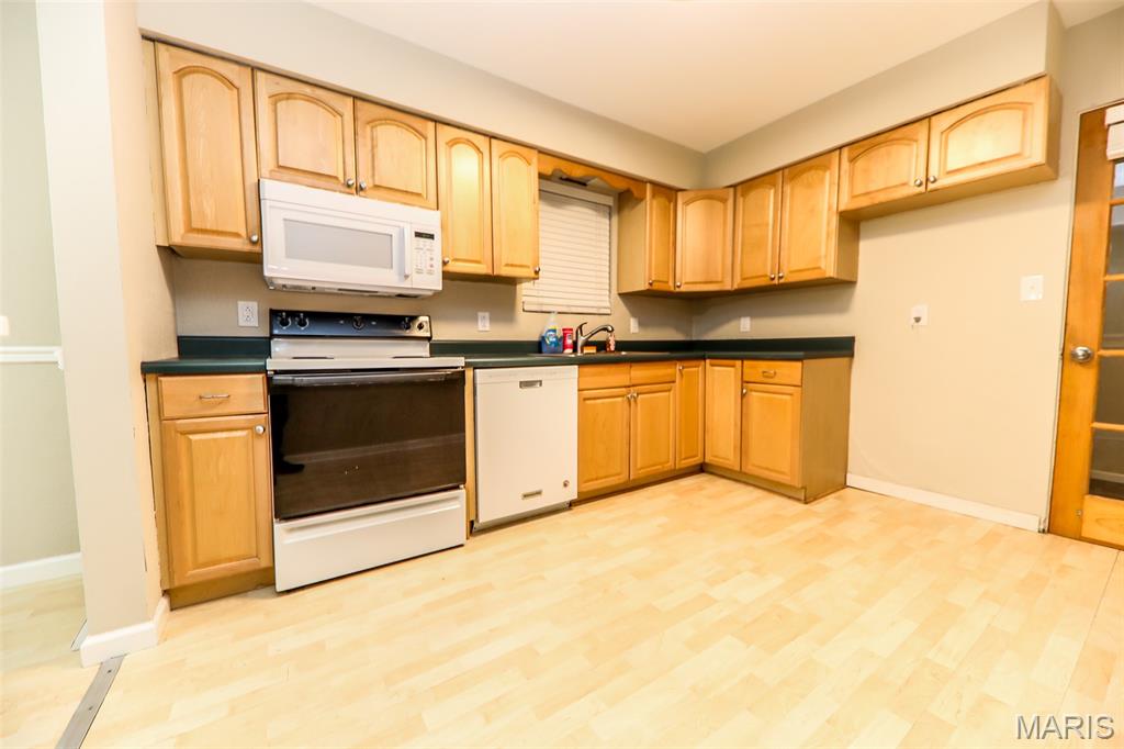 125 Barrington Drive Belleville, IL 62223 - Photo 7 of 25