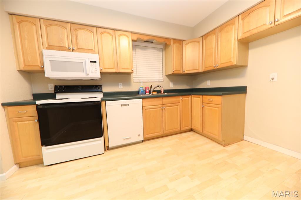 125 Barrington Drive Belleville, IL 62223 - Photo 9 of 25