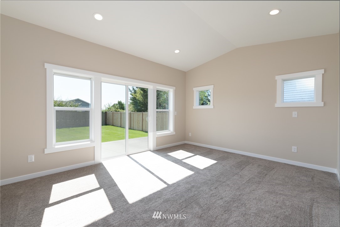 8274 Chilliwack Road Blaine, WA 98230 - Photo 12 of 17 Gallery Image 12