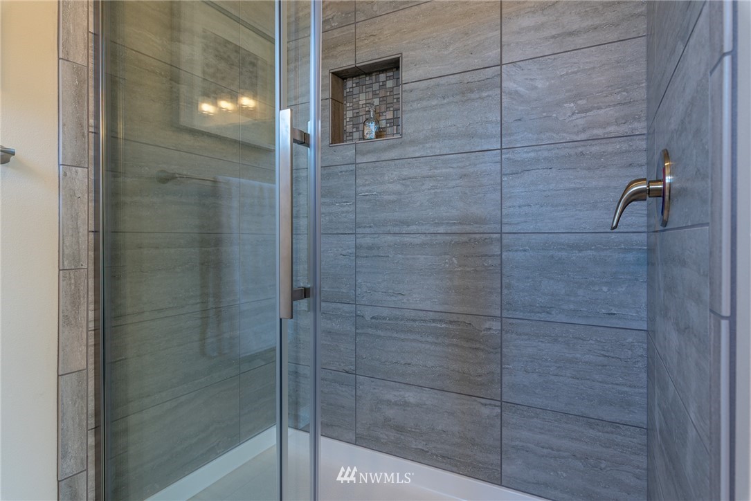 8274 Chilliwack Road Blaine, WA 98230 - Photo 14 of 17 Gallery Image 14