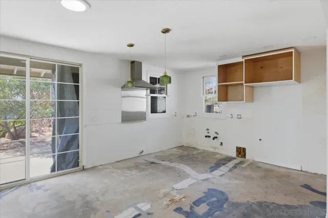 $1,199,000 | 3880 Adams Street, Carlsbad, CA 92008