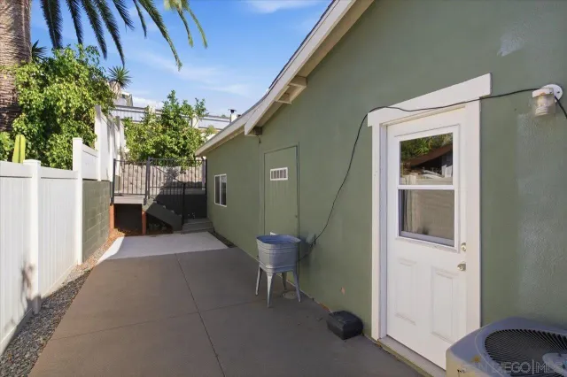 $1,199,000 | 3880 Adams Street, Carlsbad, CA 92008