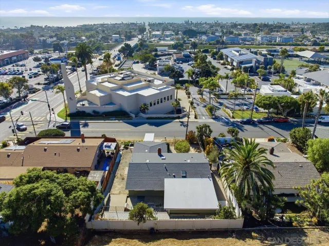 $1,199,000 | 3880 Adams Street, Carlsbad, CA 92008