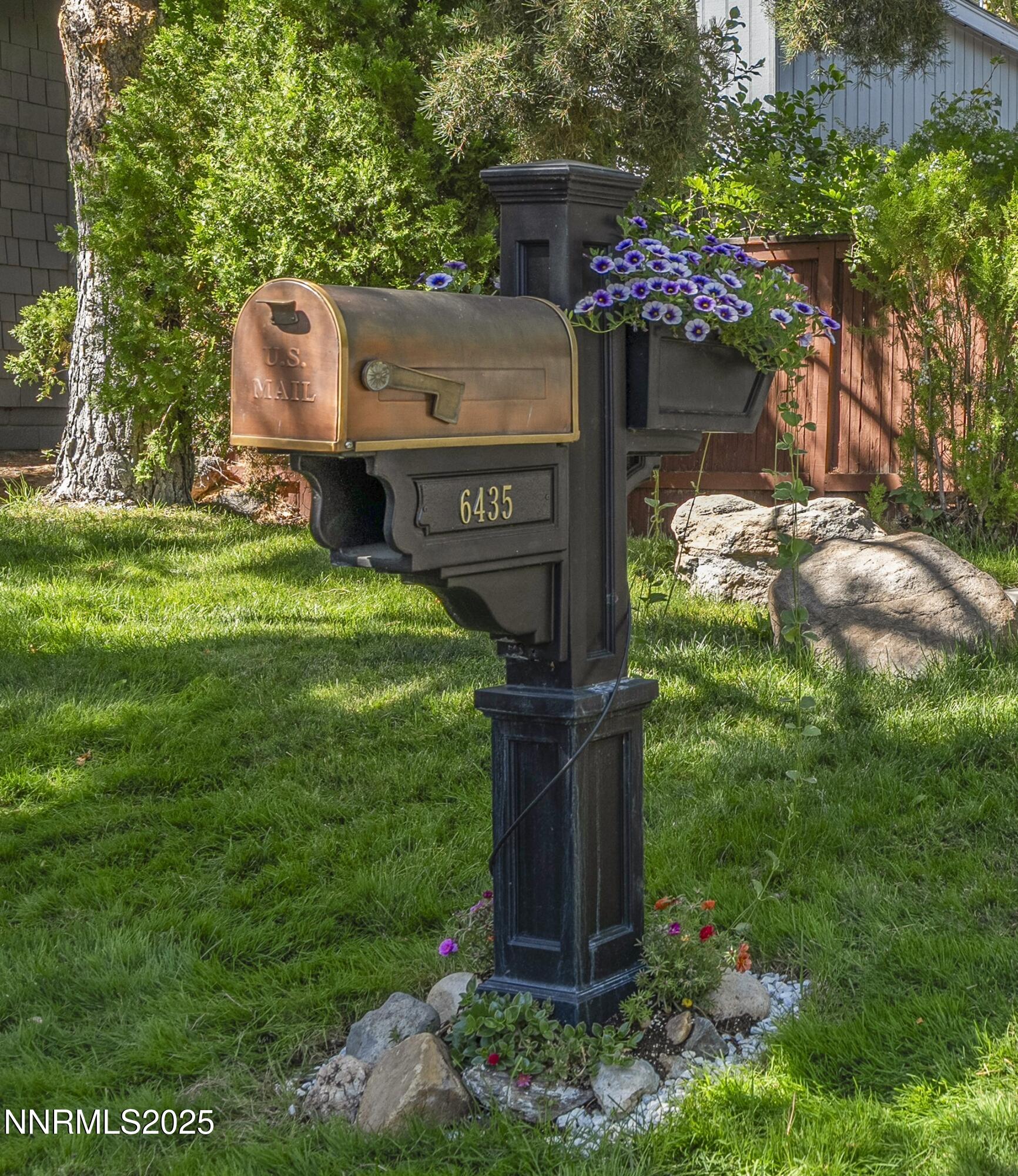 6435 Meadow Valley Lane Reno, NV 89519 - Photo 34 of 34 6435 Meadow Valley Mailbox