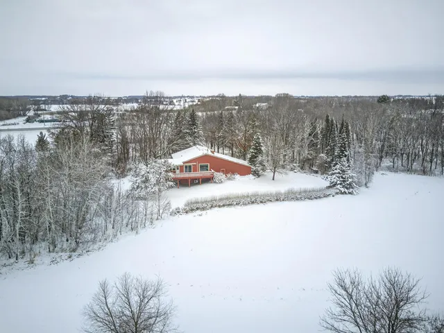 $899,900 | 20081 Langford Avenue, Jordan, MN 55352