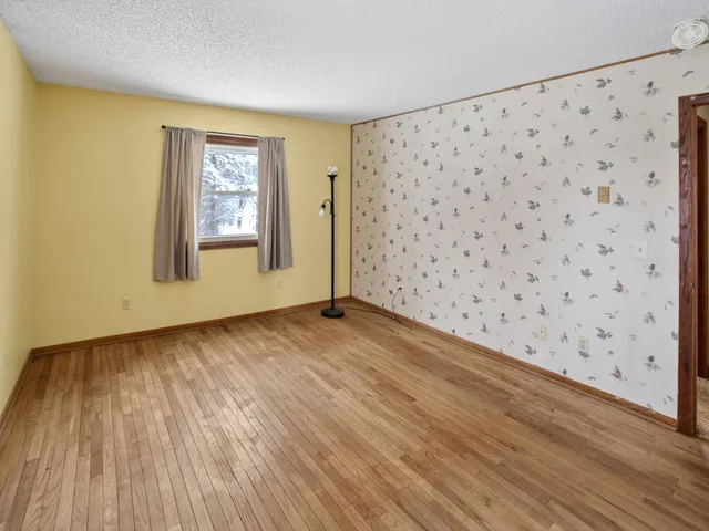 $899,900 | 20081 Langford Avenue, Jordan, MN 55352