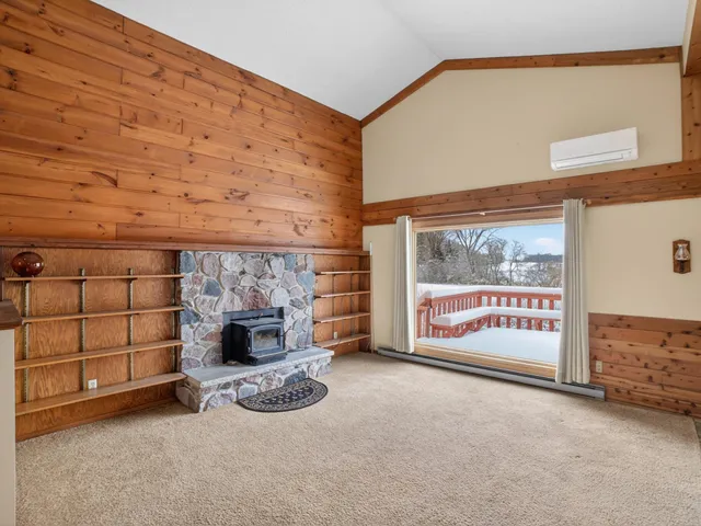 $899,900 | 20081 Langford Avenue, Jordan, MN 55352