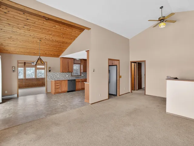 $899,900 | 20081 Langford Avenue, Jordan, MN 55352