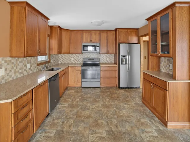 $899,900 | 20081 Langford Avenue, Jordan, MN 55352