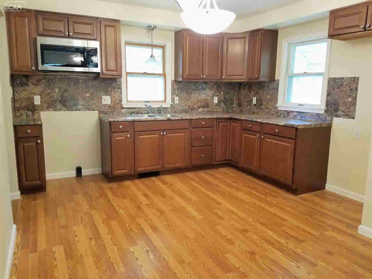 7224 North Clio Road Mount Morris, MI 48458 - Photo 2 of 17 21193452-1.JPG