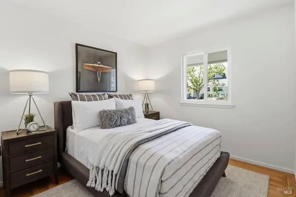 $1,395,000 | 10 Sonora Way, Corte Madera, CA 94925