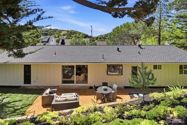 $1,395,000 | 10 Sonora Way, Corte Madera, CA 94925