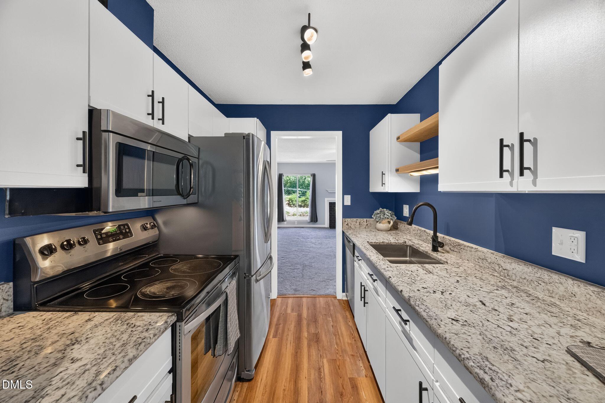 3904 Summerwood Court Raleigh, NC 27613 - Photo 13 of 58 DSC_3426