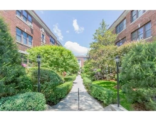401 Washington Street, Unit 6 Brookline, MA 02446 - Photo 17 of 24 a park view of a building