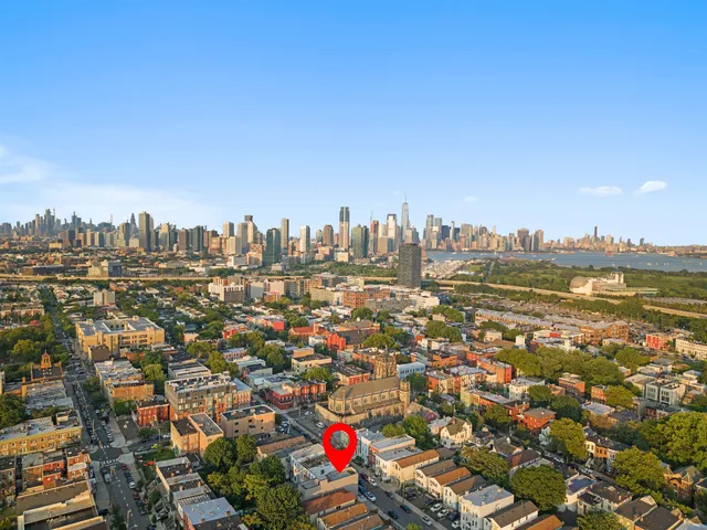 $949,000 | 249.5 Halladay Street, Unit 2, Jersey City, NJ 07304