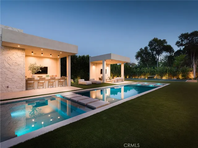 $5,495,000 | 5824 Manton Avenue, Woodland Hills, CA 91367