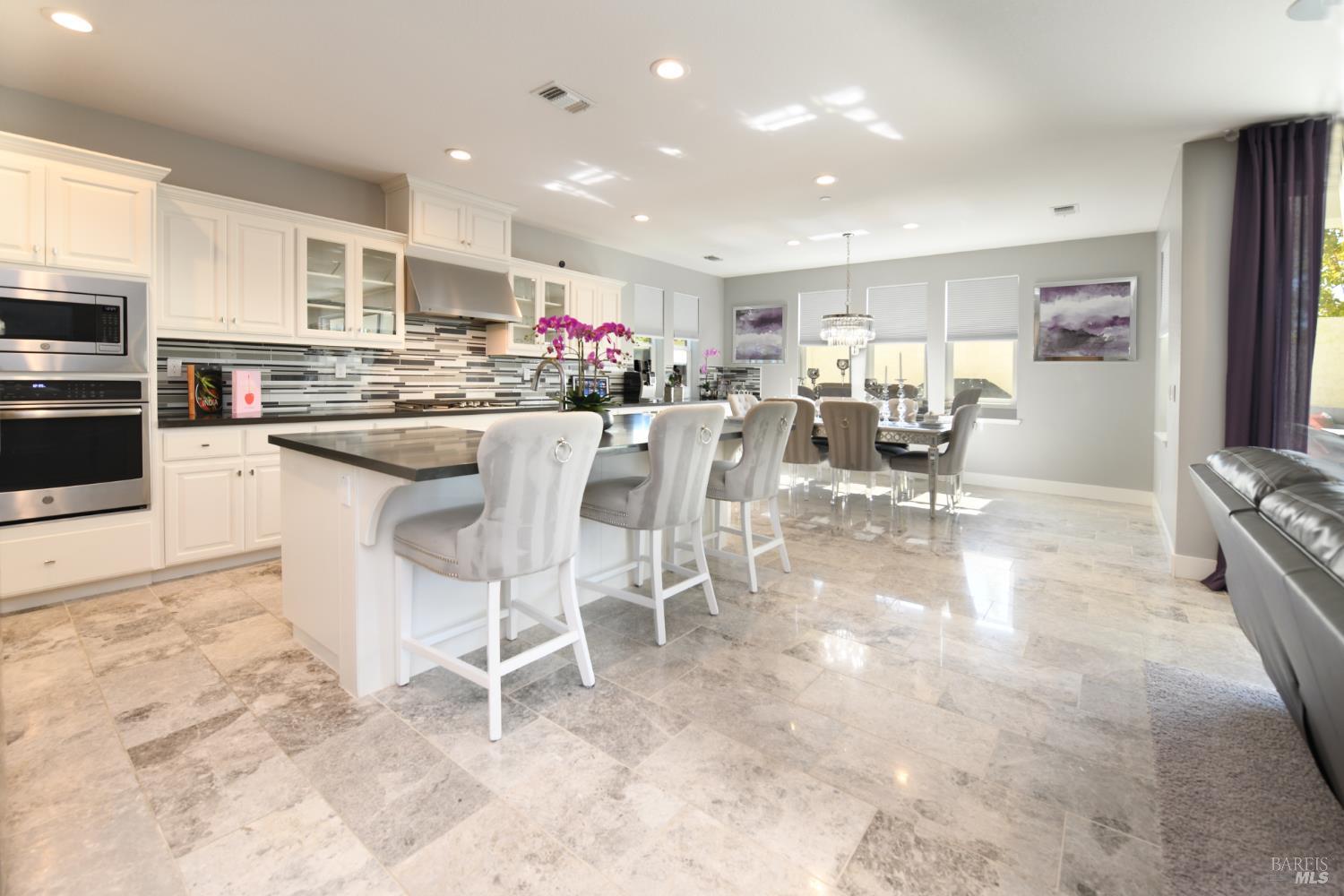 5305 Gather Way Fairfield, CA 94534 - Photo 8 of 45