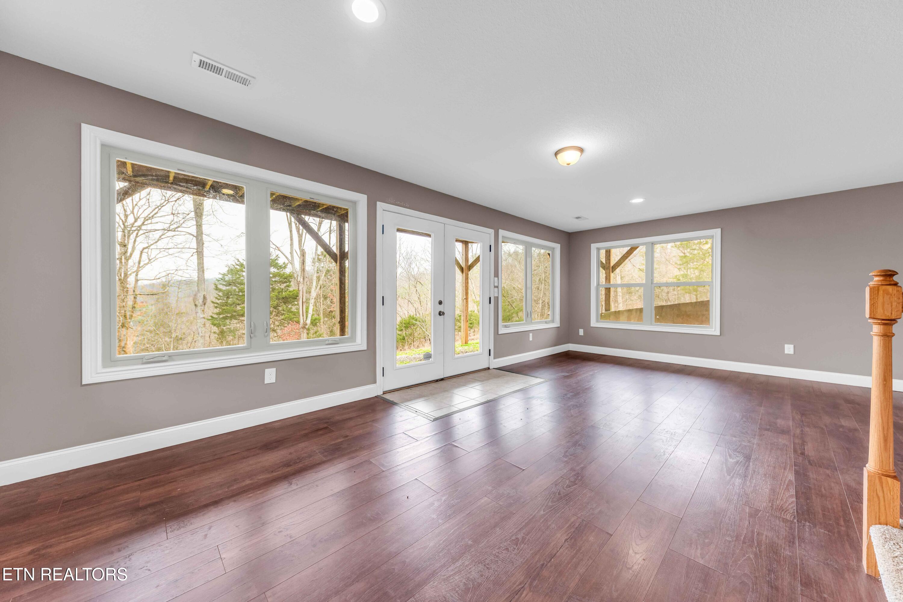 810 Mannis Road Madisonville, TN 37354 - Photo 23 of 30 MAN_9519