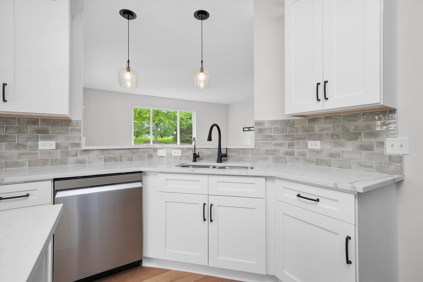 669 Bridgeman Lane Romeoville, IL 60446 - Photo 12 of 31 Gallery Image 12