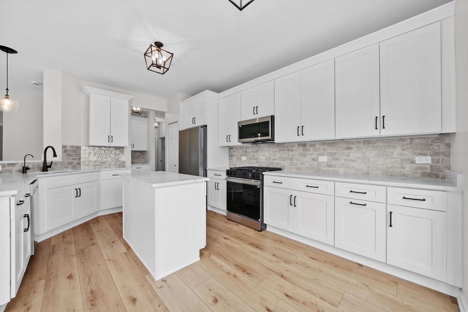 669 Bridgeman Lane Romeoville, IL 60446 - Photo 10 of 31 Gallery Image 10